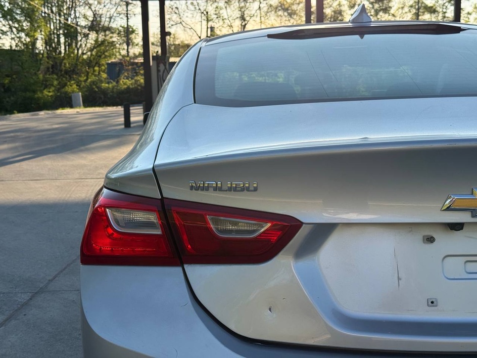 2018 Chevrolet Malibu 1LT - Photo 7