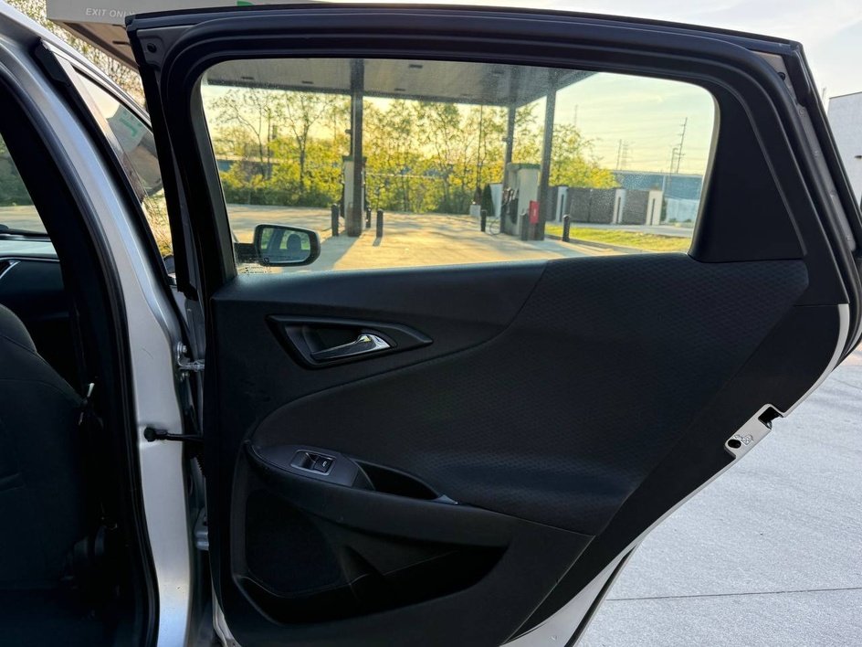 2018 Chevrolet Malibu 1LT - Photo 26