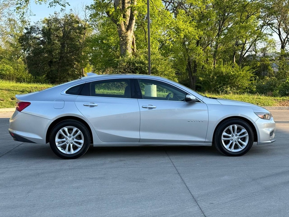 2018 Chevrolet Malibu 1LT - Photo 10