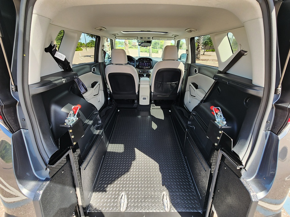 2024 Kia Soul EX - Photo 8