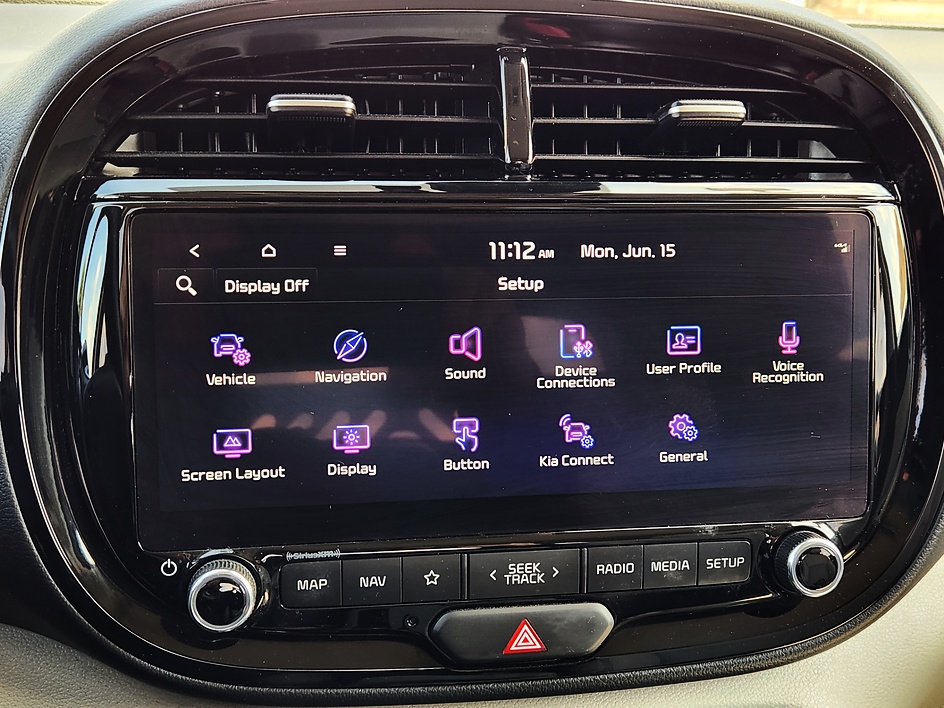 2024 Kia Soul EX - Photo 18