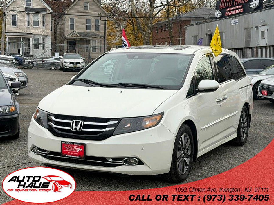 2014 Honda Odyssey Touring Elite's photo
