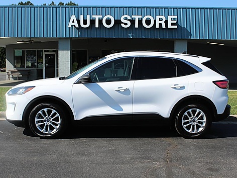 2022 Ford Escape SE FWD's photo