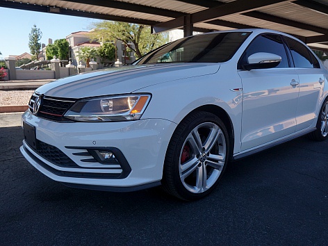 2016 Volkswagen Jetta GLI SE's photo