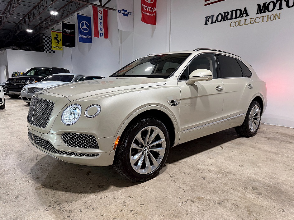 2017 Bentley Bentayga Base's photo