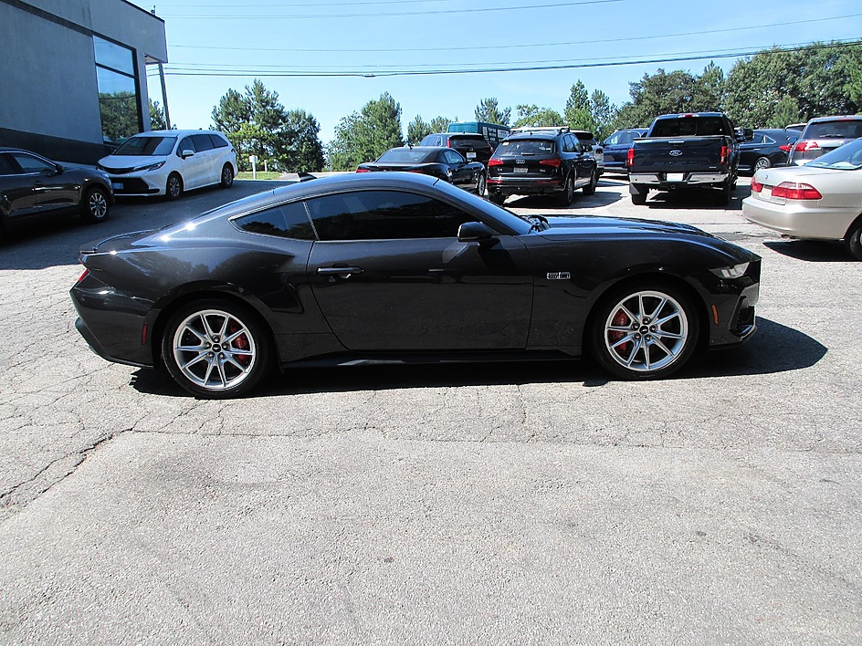 2024 Ford Mustang GT Premium - Photo 6