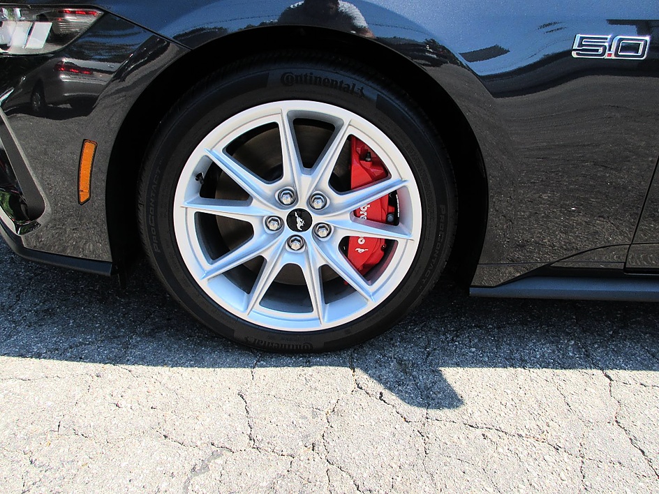 2024 Ford Mustang GT Premium - Photo 29