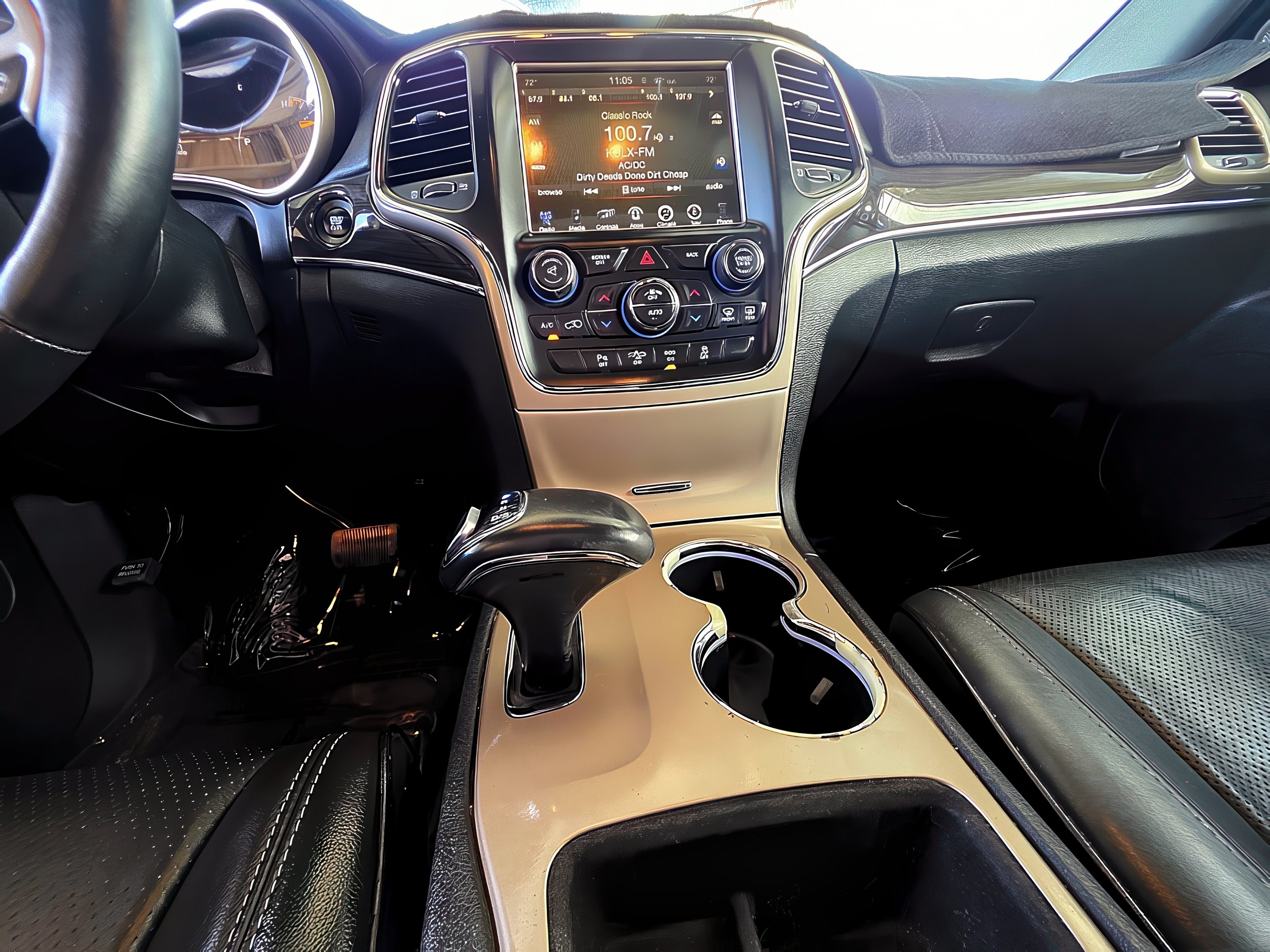 2014 Jeep Grand Cherokee Overland - Photo 16
