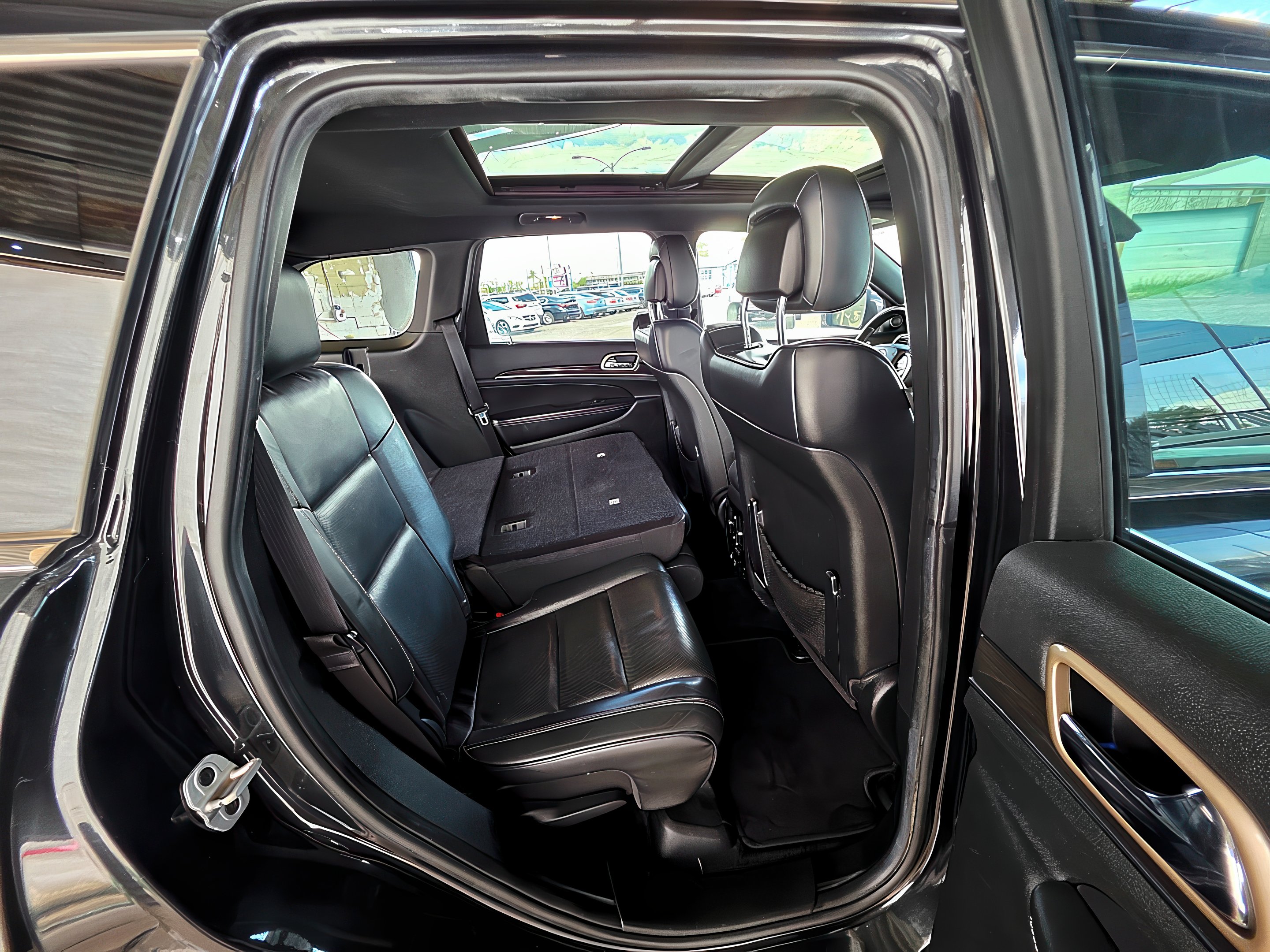 2014 Jeep Grand Cherokee Overland - Photo 10