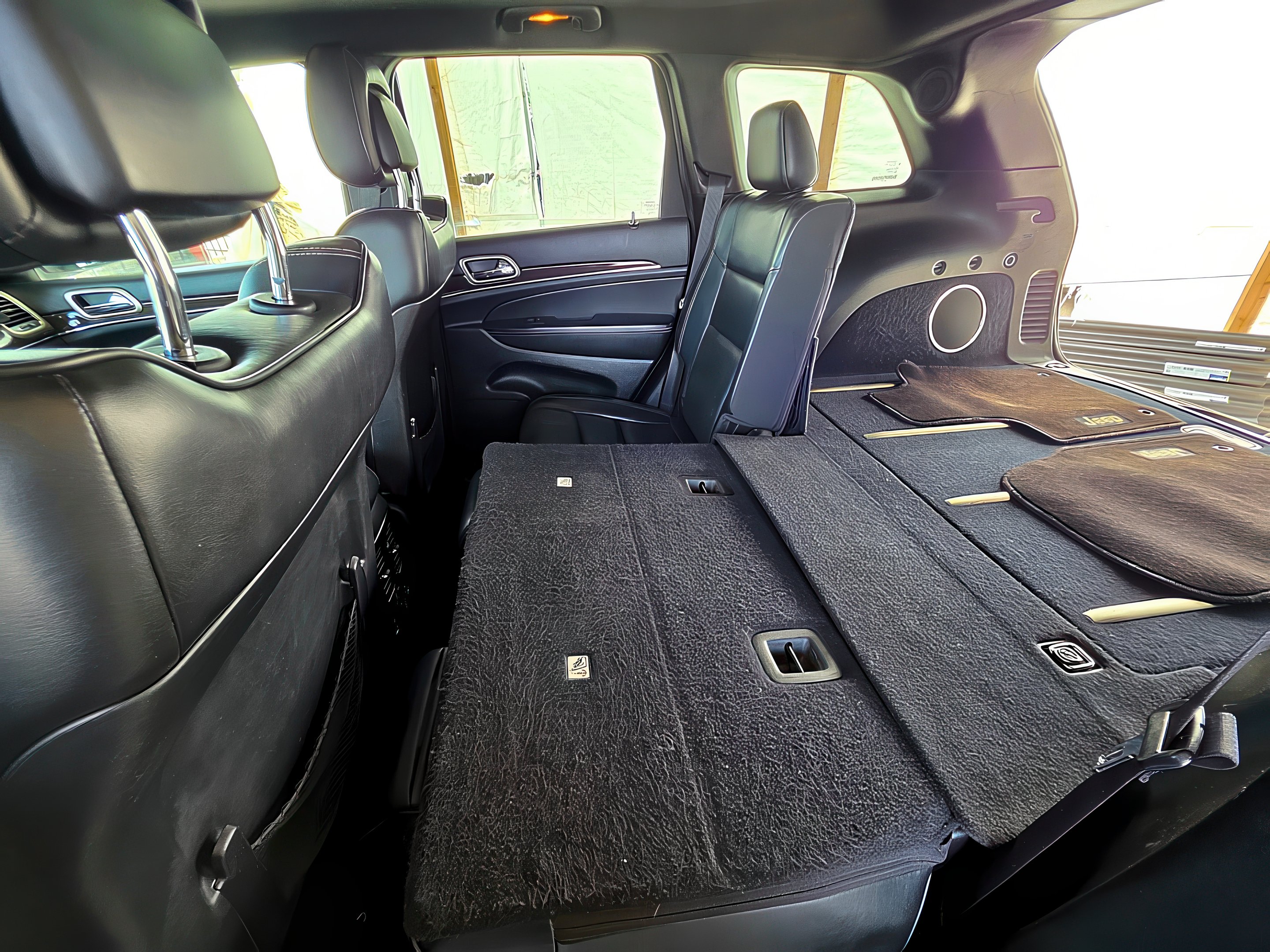 2014 Jeep Grand Cherokee Overland - Photo 21