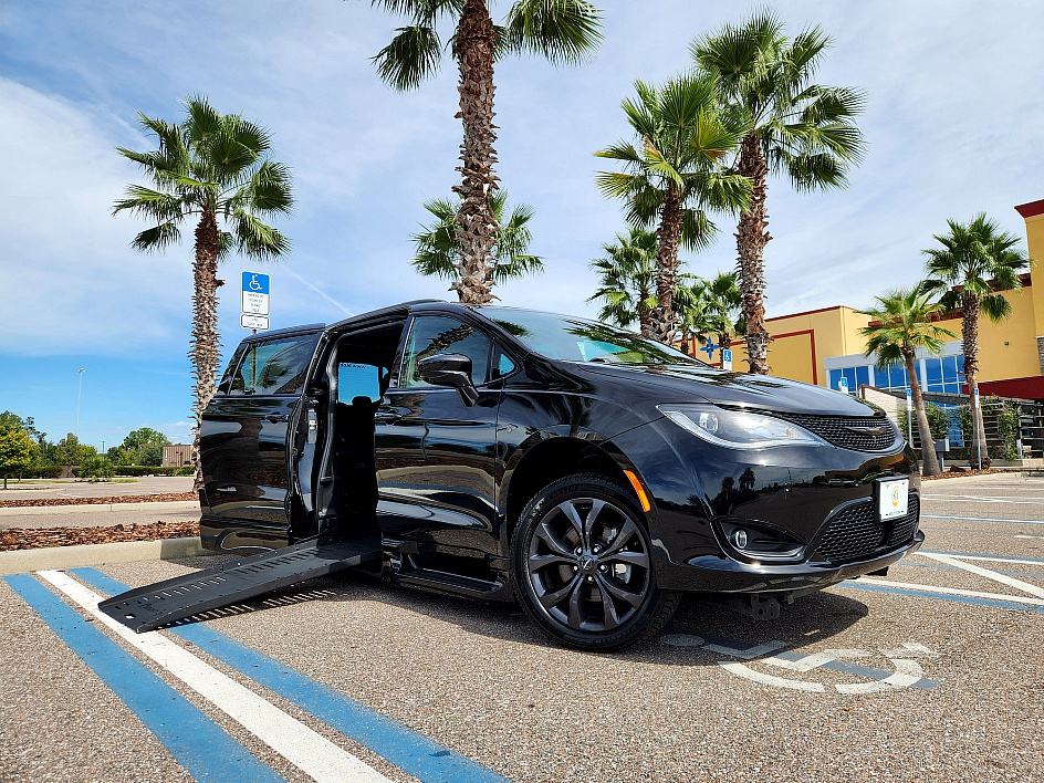 2018 Chrysler Pacifica