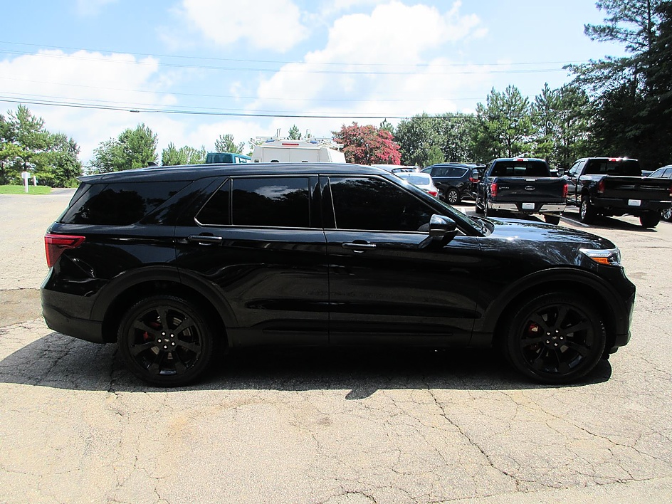Ford Explorer photo 4