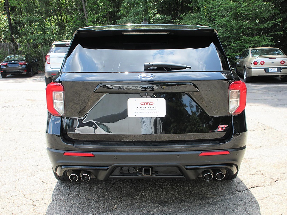 Ford Explorer photo 6