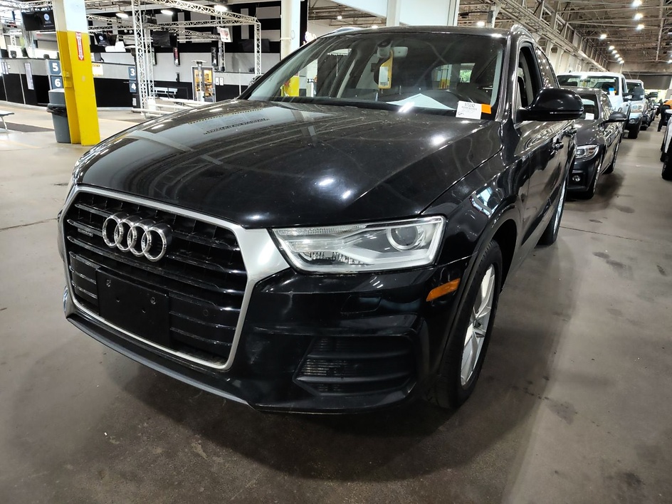 2016 Audi Q3 2.0T quattro tiptronic Premium Plus's photo