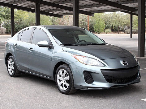 2013 Mazda MAZDA3 i Sport's photo