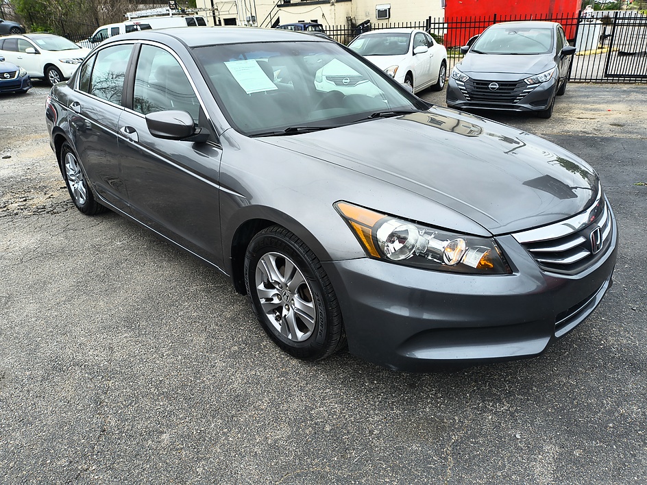 2011 Honda Accord LX-P Auto's photo