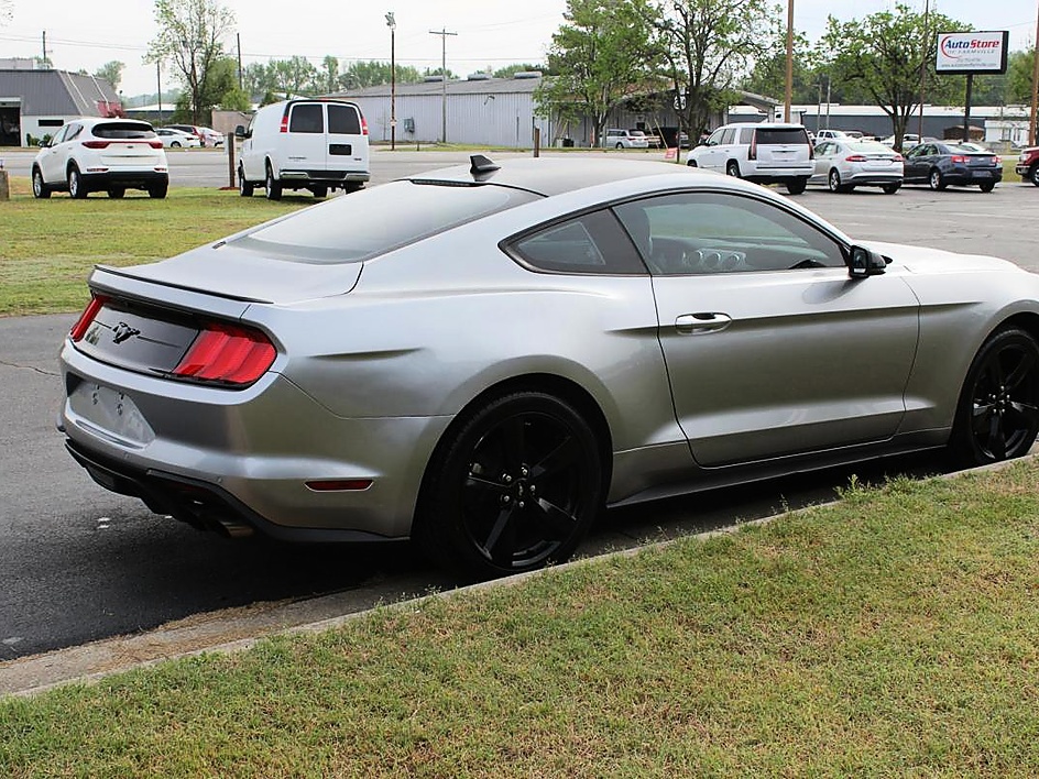 2021 Ford Mustang EcoBoost Premium - Photo 6