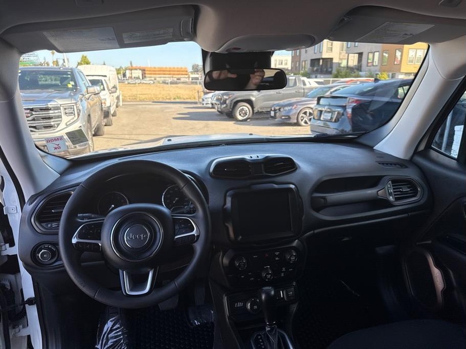 2023 Jeep Renegade Upland - Photo 11