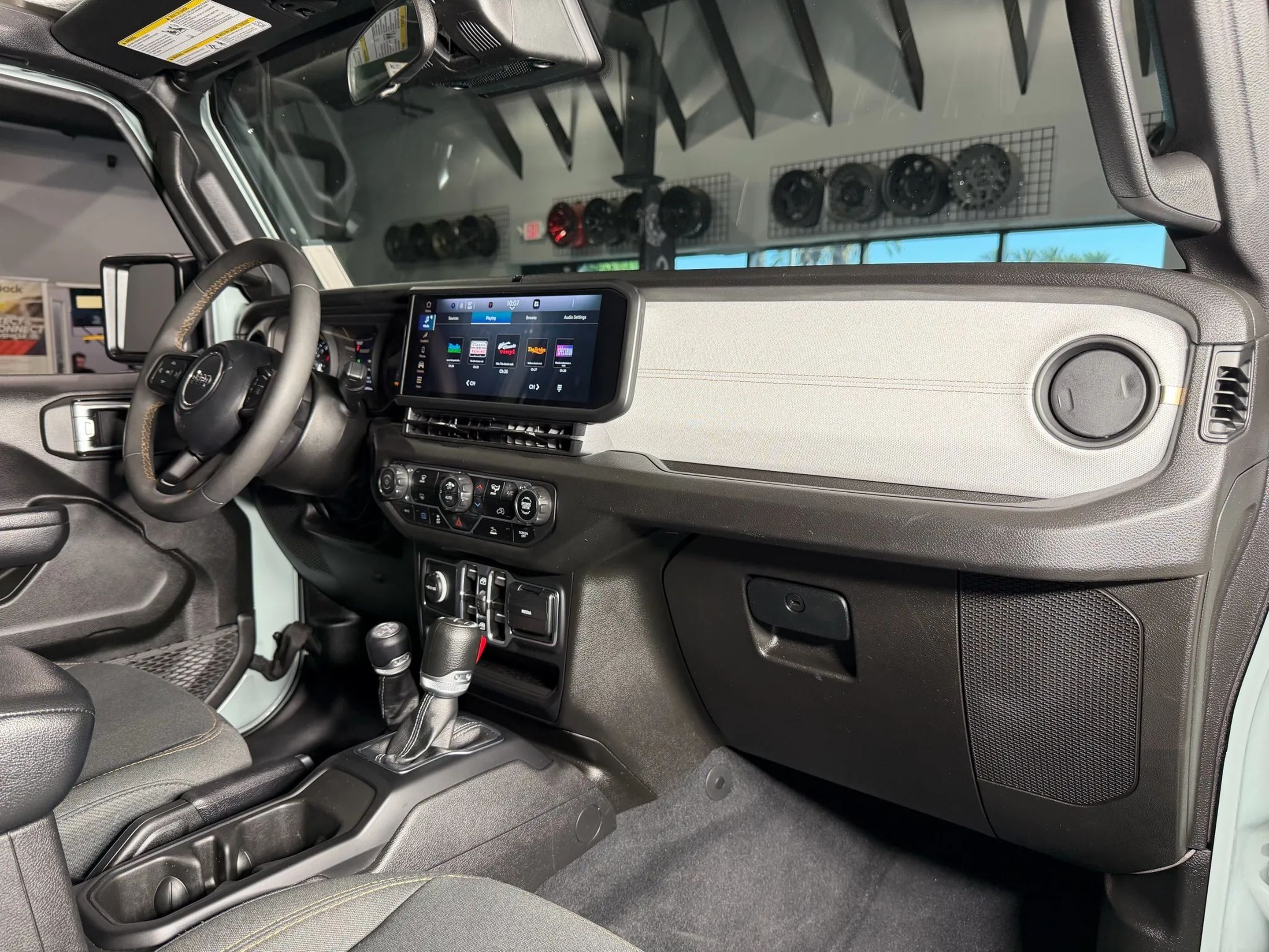 2024 Jeep Wrangler 4xe Sports S 4XE - Photo 16