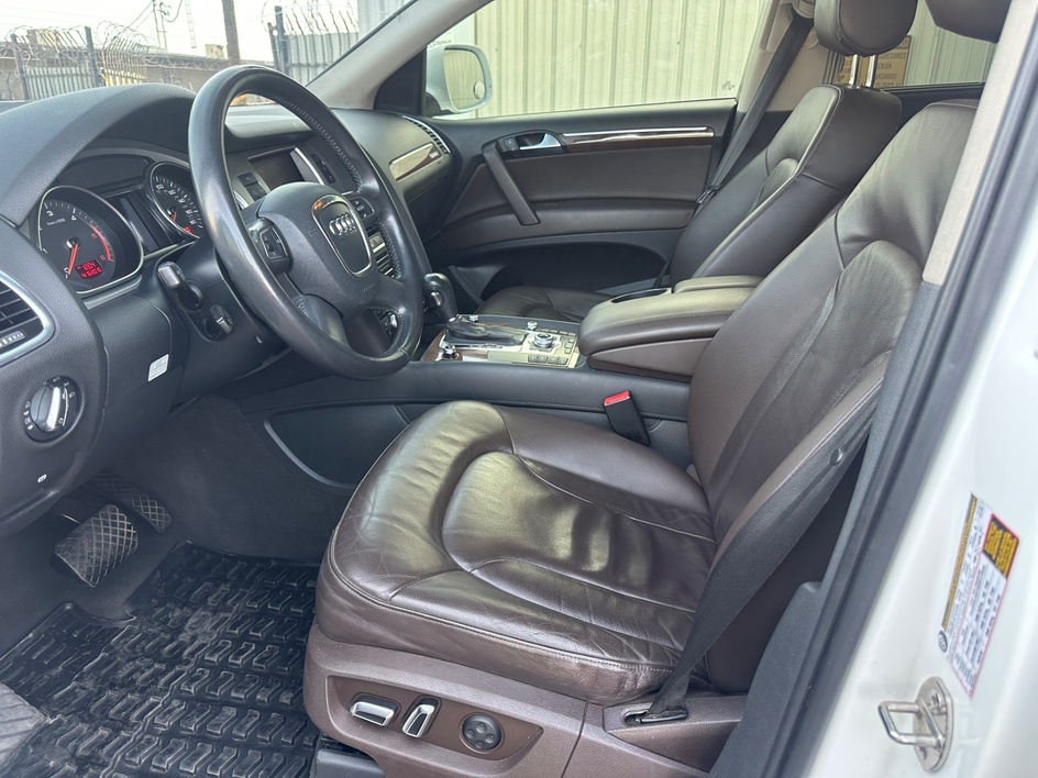 2011 Audi Q7 Premium - Photo 14