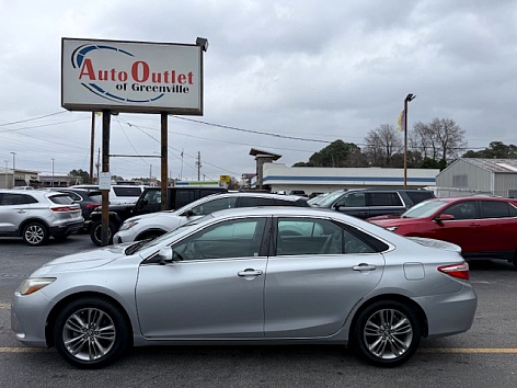 2017 Toyota Camry SE