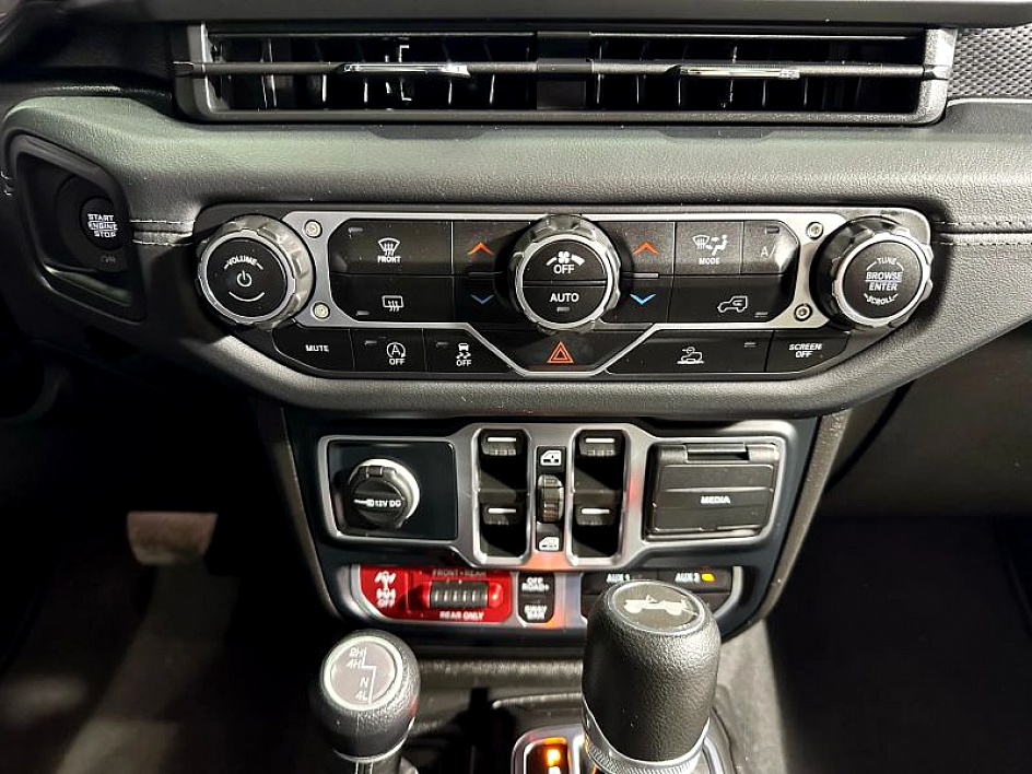 2024 Jeep Wrangler 4-Door Rubicon - Photo 22