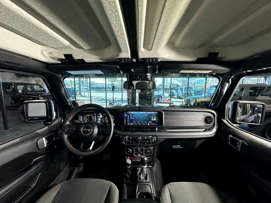 2024 Jeep Wrangler 4-Door Rubicon - Photo 20