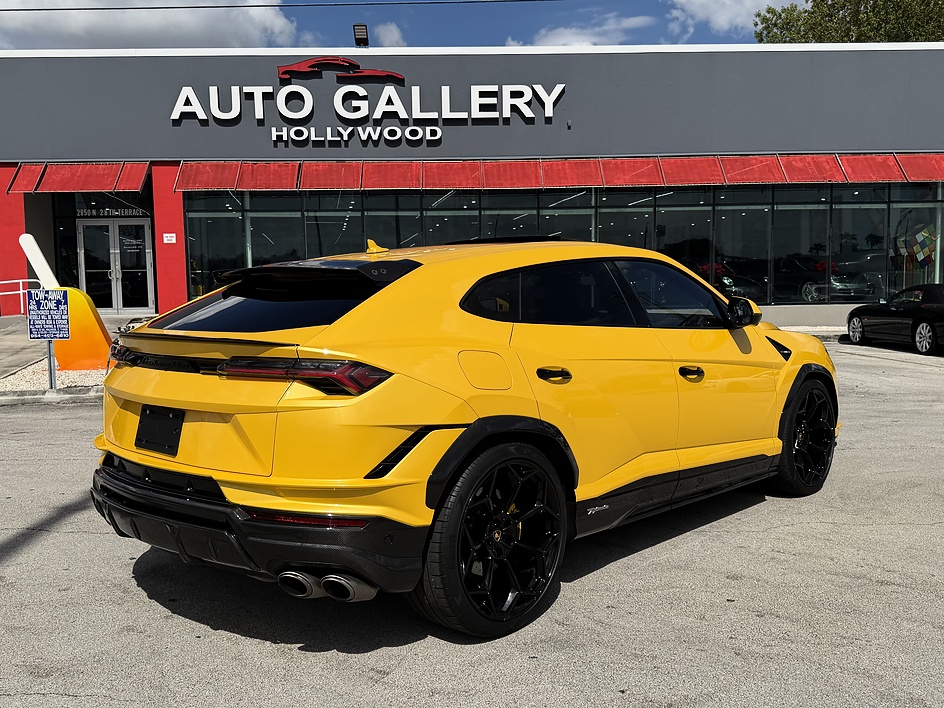 2024 Lamborghini Urus Performante - Photo 9