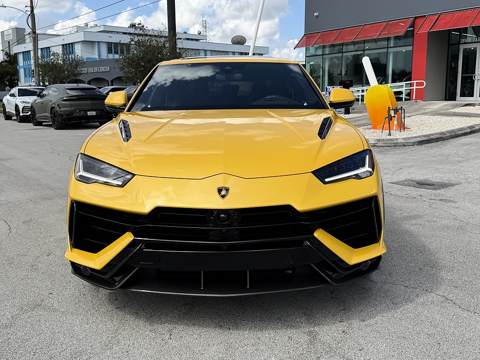 2024 Lamborghini Urus Performante - Photo 8
