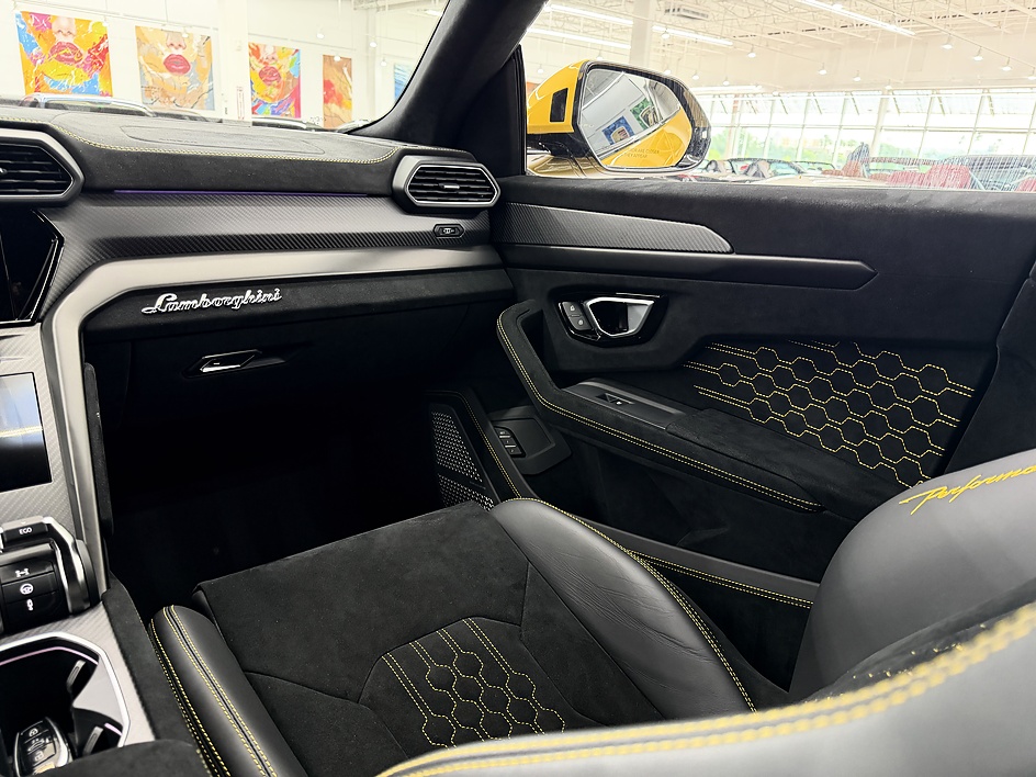 2024 Lamborghini Urus Performante - Photo 44