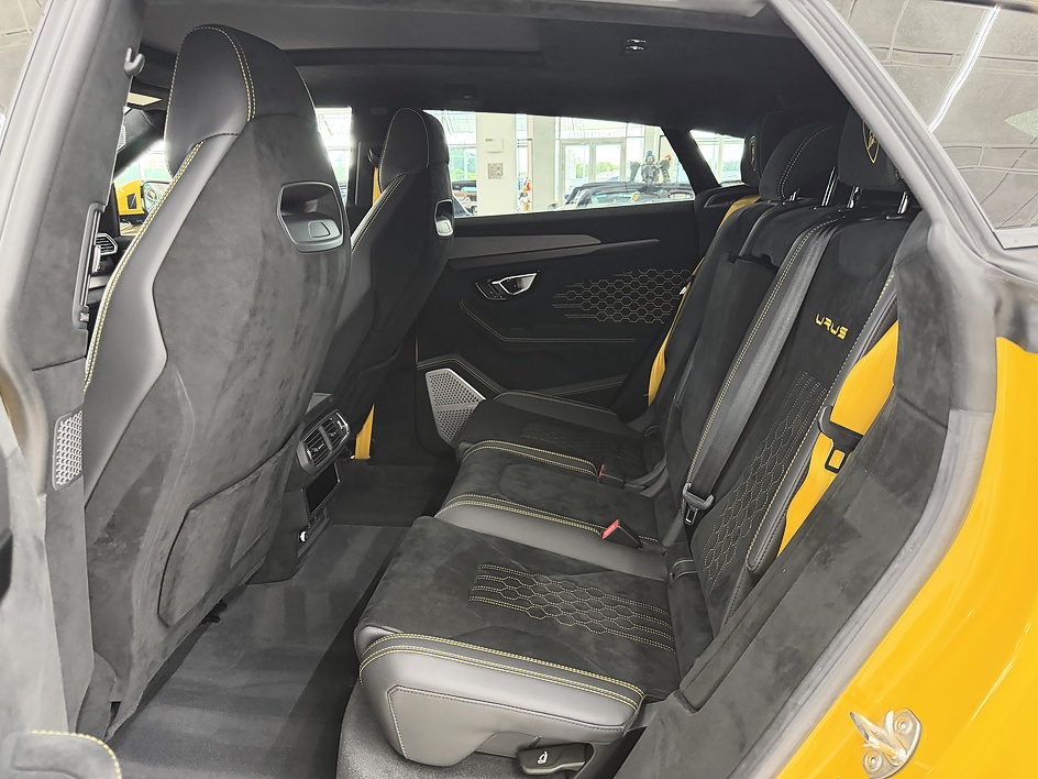 2024 Lamborghini Urus Performante - Photo 48