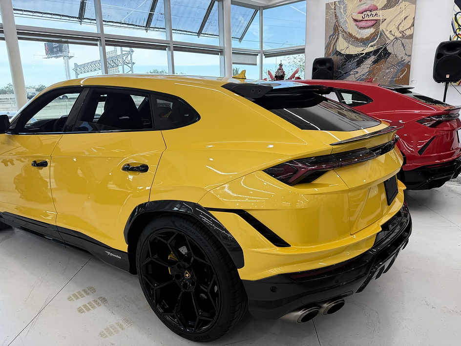2024 Lamborghini Urus Performante - Photo 71
