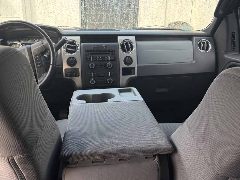 2011 Ford F-150 XLT - Photo 8