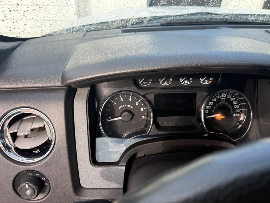 2011 Ford F-150 XLT - Photo 20