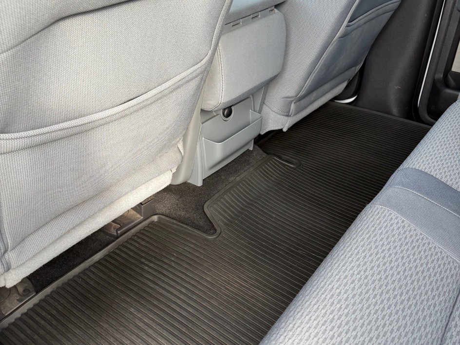 2011 Ford F-150 XLT - Photo 6
