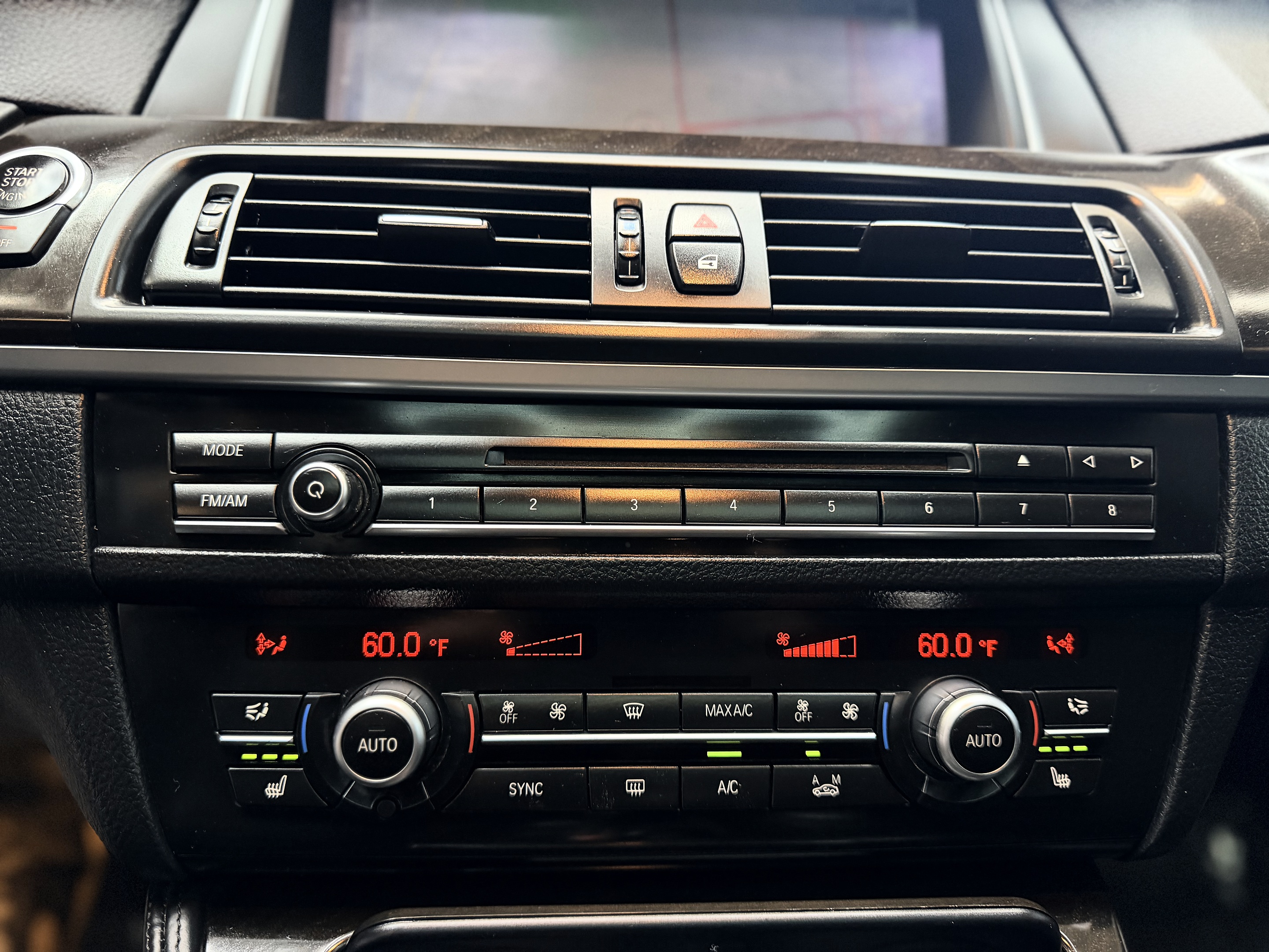 2016 BMW 5 Series 528i - Photo 16