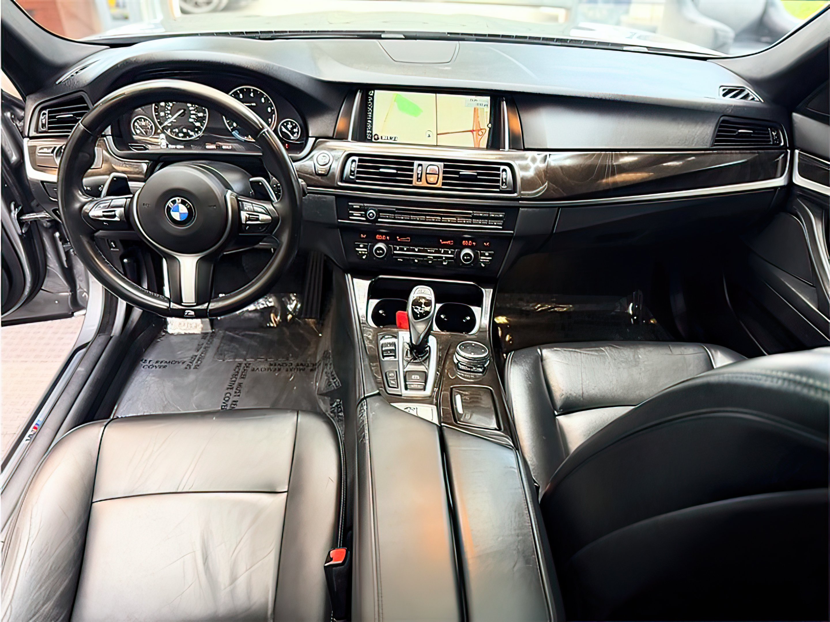 2016 BMW 5 Series 528i - Photo 25