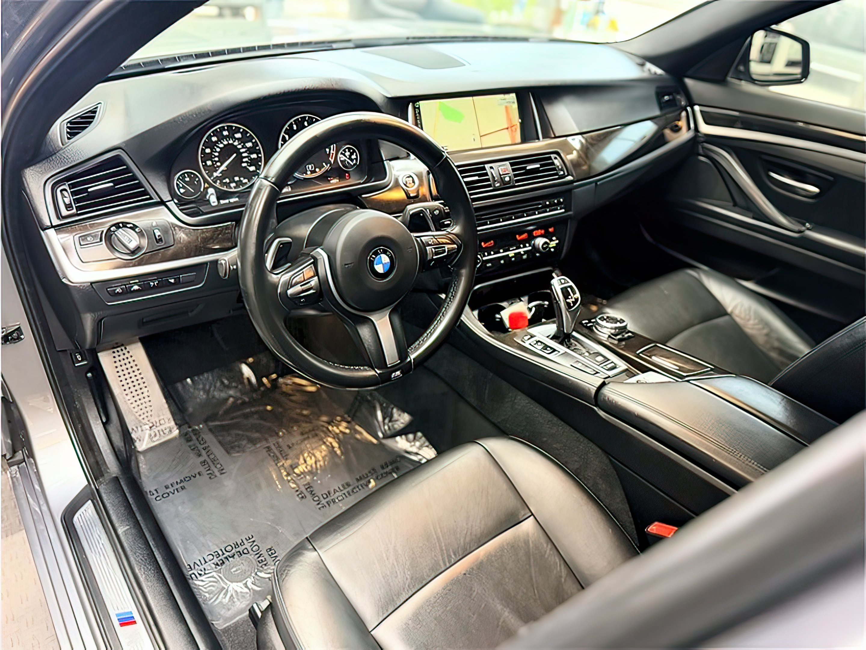 2016 BMW 5 Series 528i - Photo 23