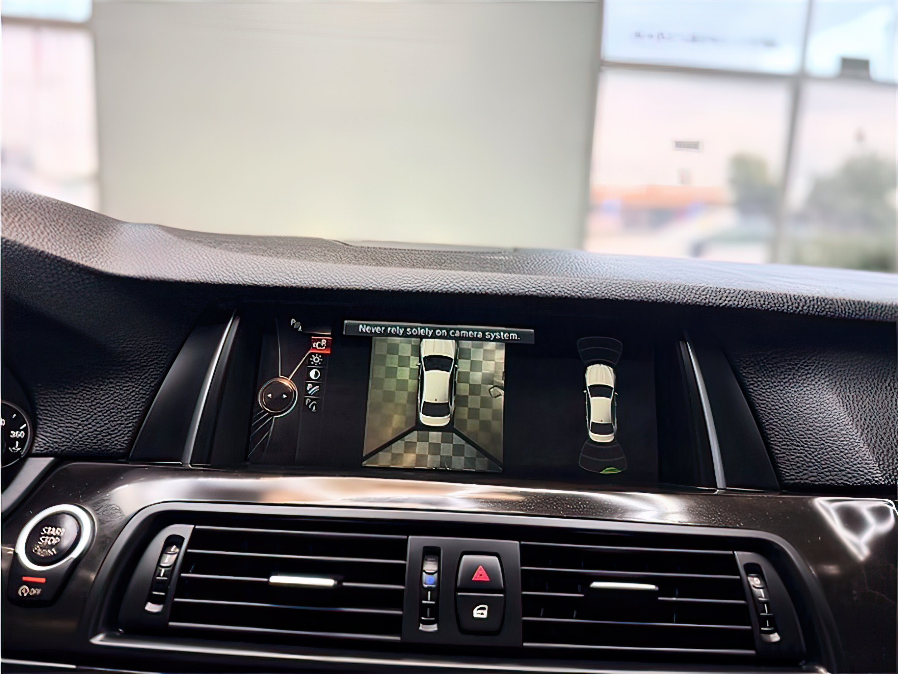 2016 BMW 5 Series 528i - Photo 33