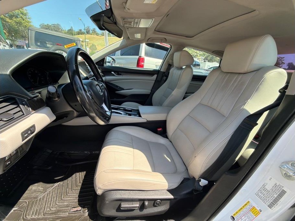 2022 Honda Accord EX-L - Photo 7