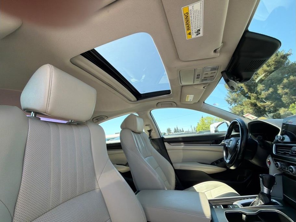 2022 Honda Accord EX-L - Photo 12