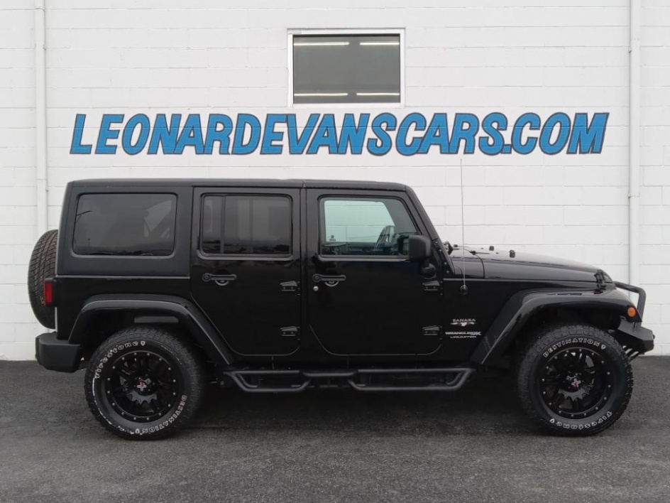 2018 Jeep Wrangler JK Unlimited Sahara's photo