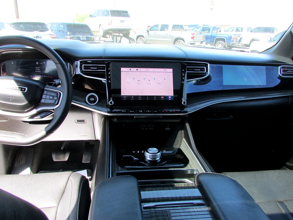 2022 JEEP WAGONEER SERIES II Plaza Auto Center Used cars in Yuma, AZ