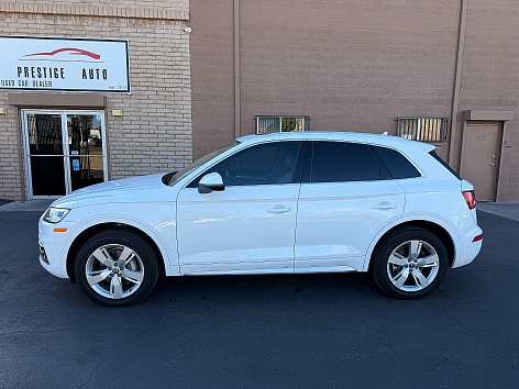 2018 Audi Q5 Premium Plus's photo