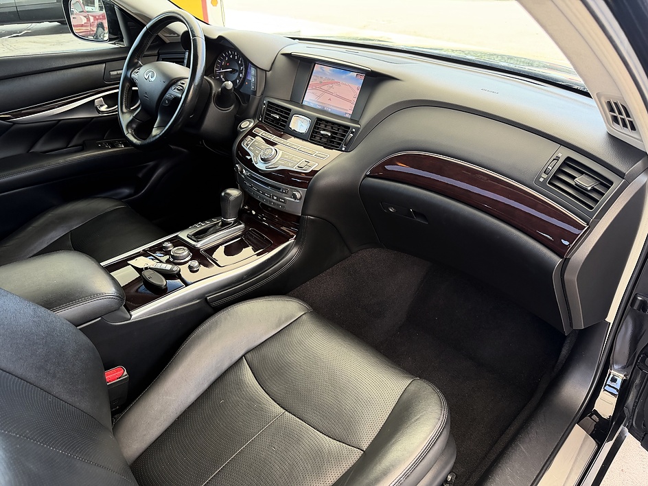2013 INFINITI M 37 - Photo 13