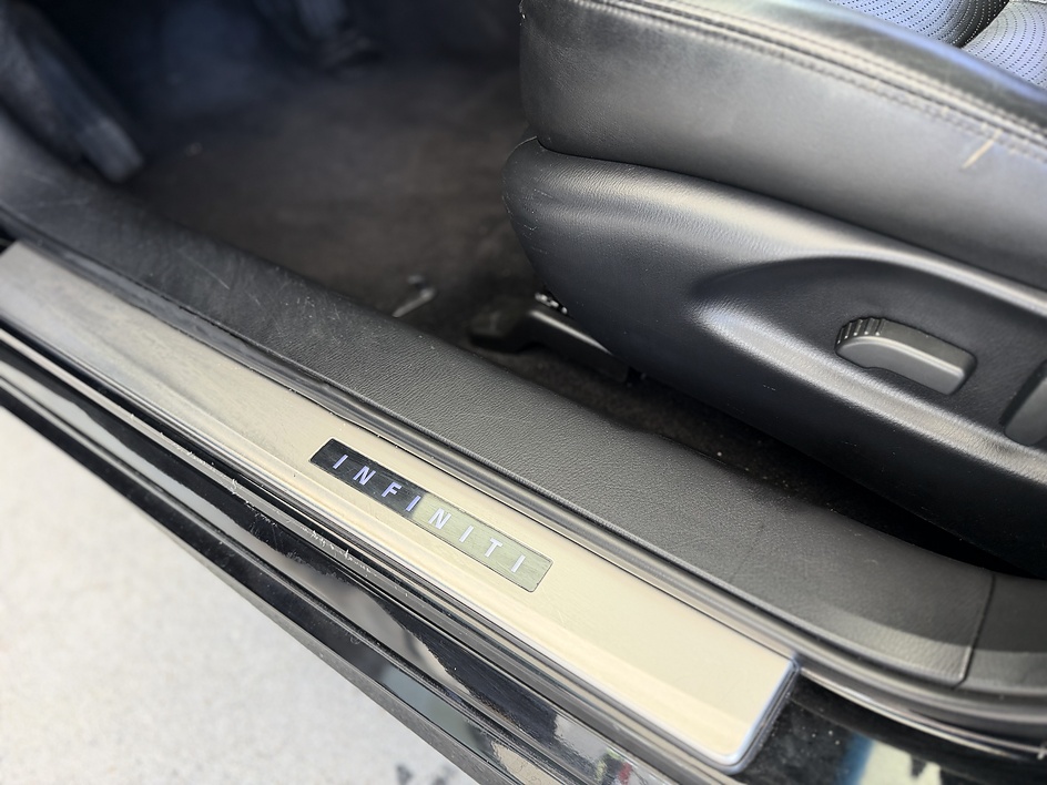2013 INFINITI M 37 - Photo 28