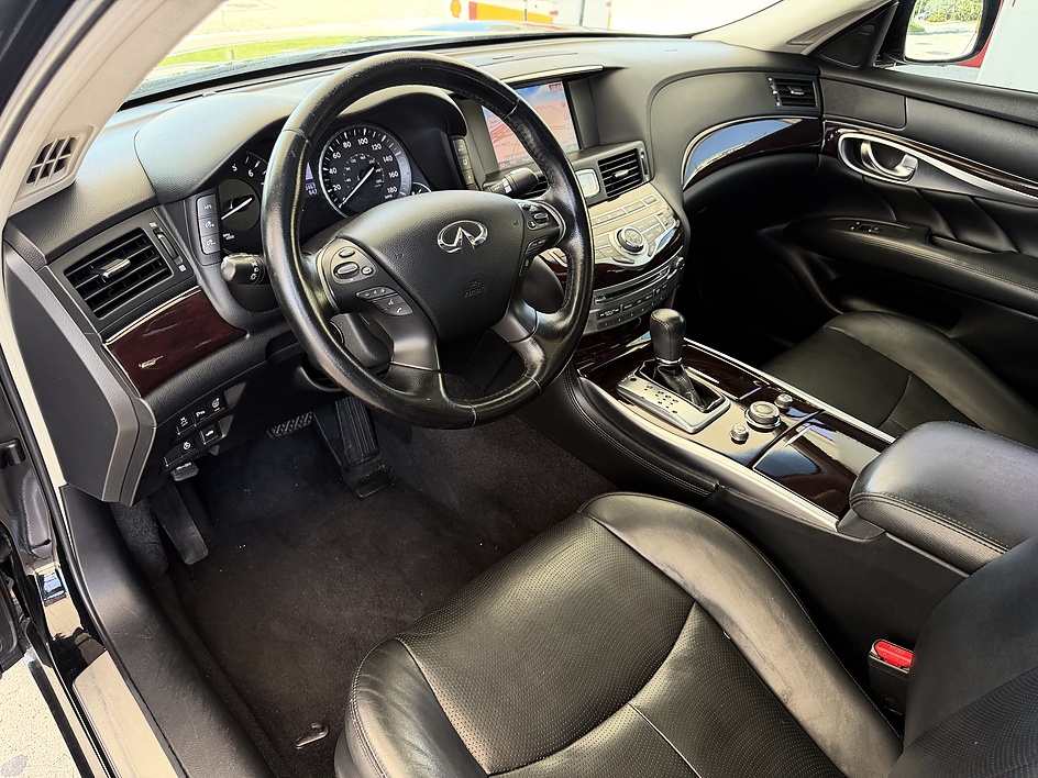 2013 INFINITI M 37 - Photo 14
