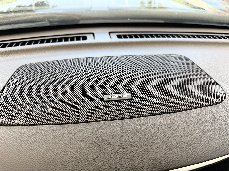 2013 INFINITI M 37 - Photo 30