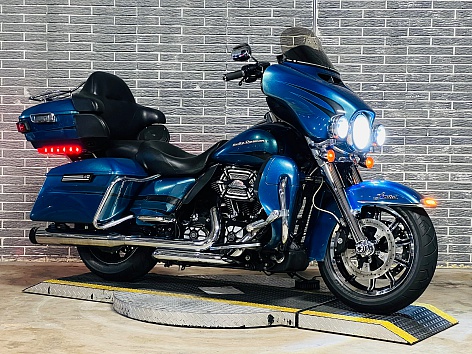 2007 HARLEY-DAVIDSON ULTRA CLASSIC FLHTCU - Motorcycle 4 US