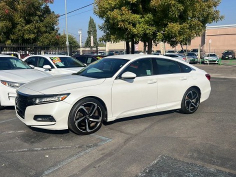 2019 Honda Accord Sport's photo